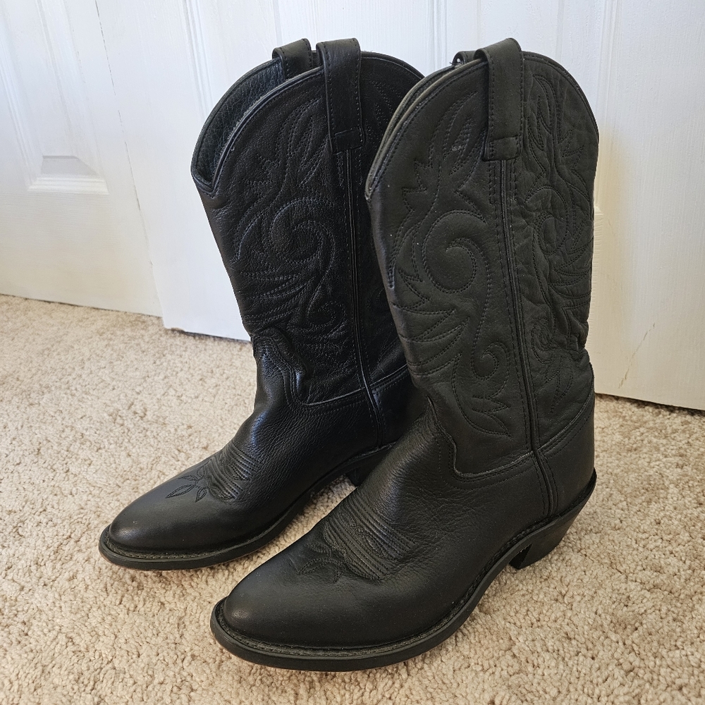 Classic Black Women's Western Leather Boots